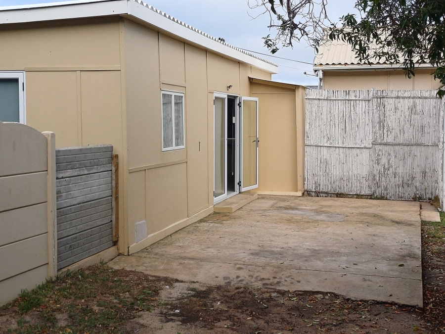 To Let 1 Bedroom Property for Rent in Agulhas Western Cape
